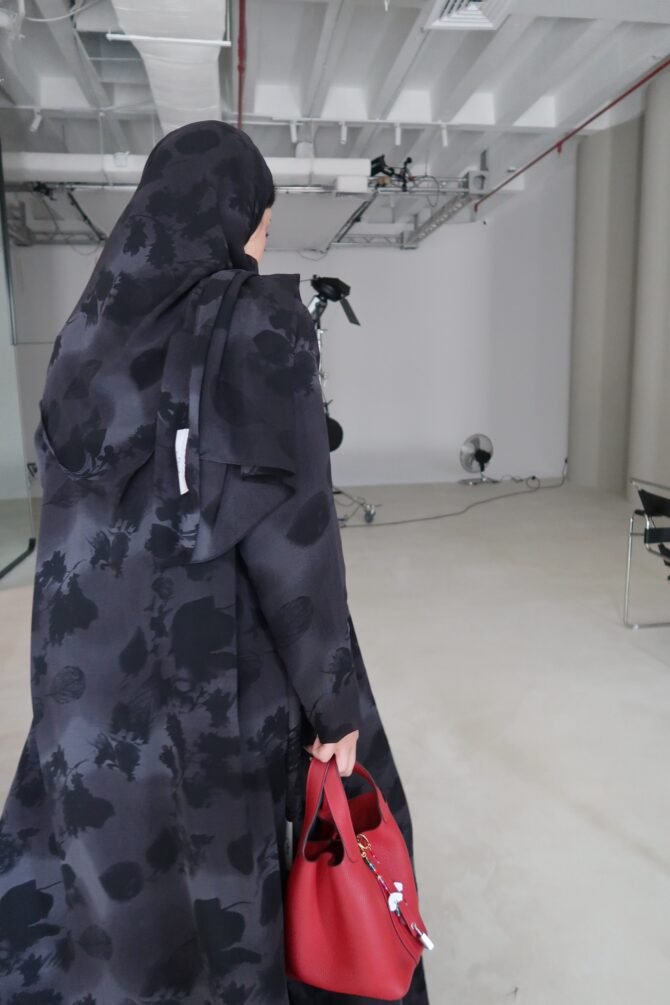 Gray شيفون